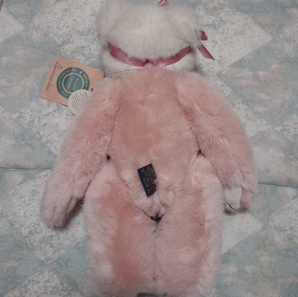 Boyds Bear Plush, Guinevere Pink & White Jointed archive collection W/ Tags - Picture 3 of 8